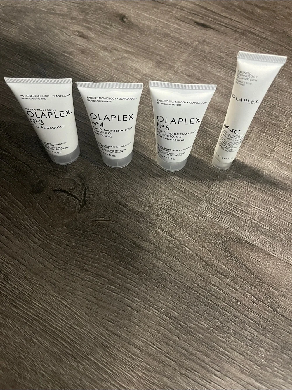 OLAPLEX Travel Size White Mini Bond Building Hair Treatments Set